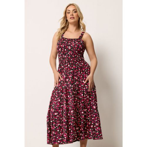 Robe Smockée Noire À Fleurs Size 46 - Yours - Modalova