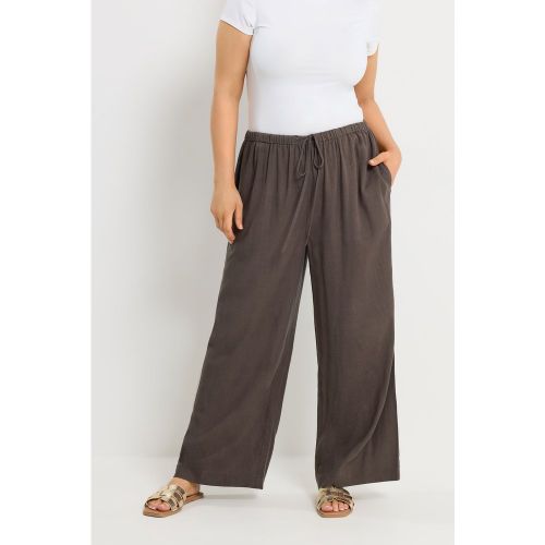 Pantalon Court En Lin Marron Chocolat Size Regular > 46 - Yours - Modalova