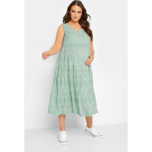 Maternity Robe Midi Pastel Broderie Anglaise - Bump It Up - Modalova