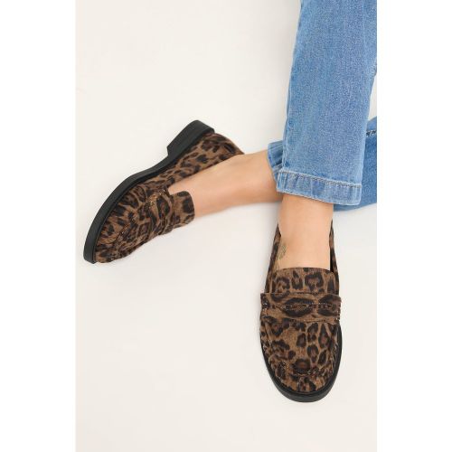 Mocassins À Enfiler En Imitation Daim Marron À Imprimé Léopard, Coupe Extra Large Eeesize 38EEE - Yours - Modalova
