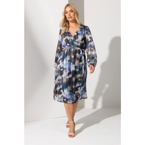 Robe Portefeuille Bleu Métallisé Flou Size 46 - Yours London - Modalova