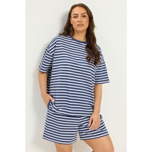 Ensemble Tshirt Et Short Bleu À Rayures Size 58-60 - Yours - Modalova