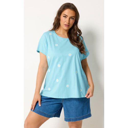 Tshirt Bleu Clair Brodé De Marguerites Size 58-60 - Yours - Modalova