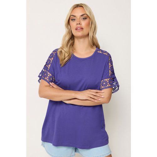 Tshirt Violet À Manches En Crochet Size 46 - Yours - Modalova