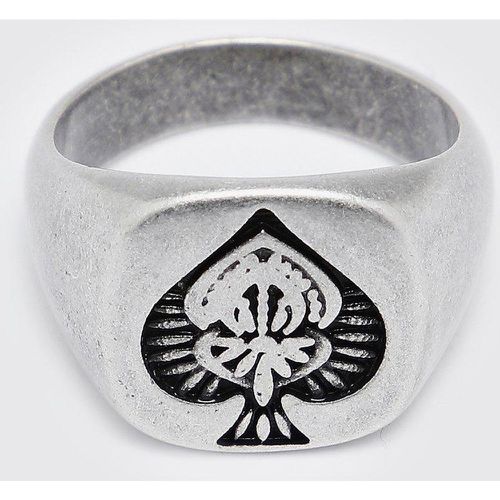 Bague à motif as de pique - ONE SIZE - Boohooman - Modalova