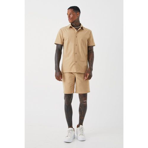 Ensemble technique avec chemise et short - M - Boohooman - Modalova