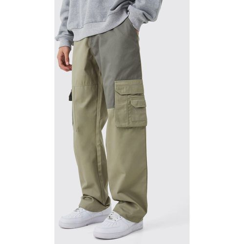Pantalon cargo ample color block - Boohooman - Modalova