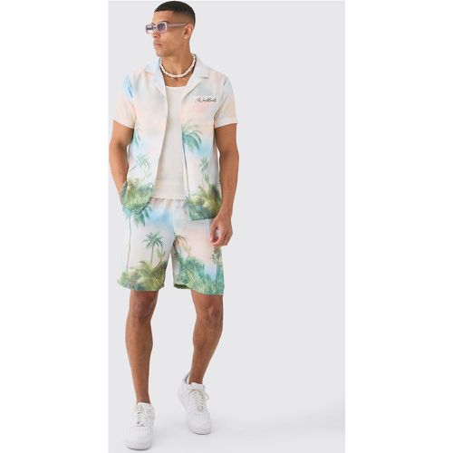 Ensemble en lin à imprimé paysage avec chemise et short - M - Boohooman - Modalova