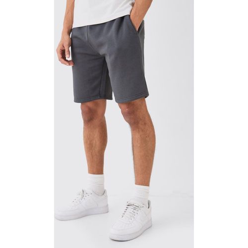 Short large mi-long basique - L - Boohooman - Modalova