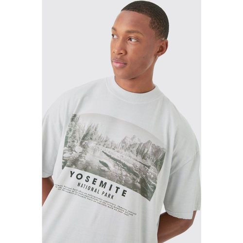 Oversized Wash Yosemite Landscape T-shirt - Boohooman - Modalova