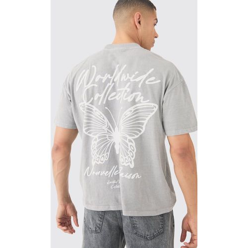 Oversized Butterfly Graphic Washed T-shirt - Boohooman - Modalova