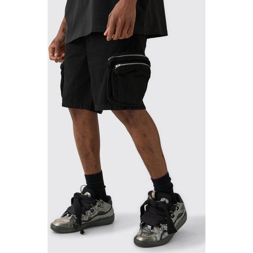 Tall Slim Fit 3d Cargo Pocket Denim Shorts In Black - Boohooman - Modalova