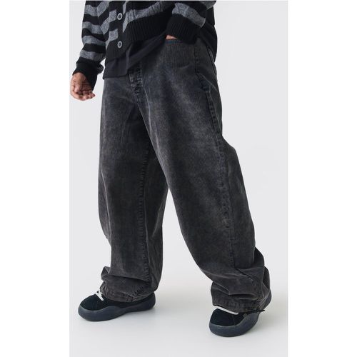 Pantalon parachute en velours côtelé - 28R - Boohooman - Modalova