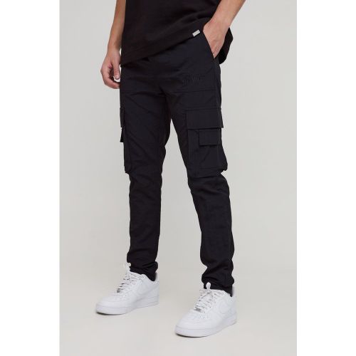 Pantalon cargo slim en nylon à broderie ABODE - L - Boohooman - Modalova