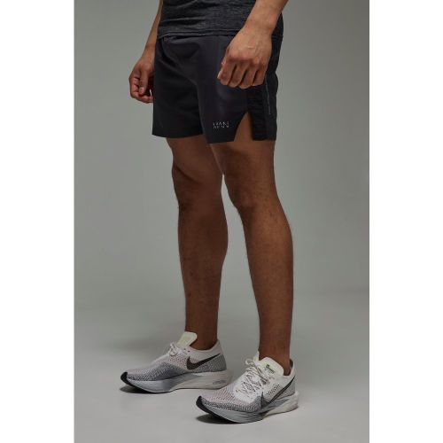 Short de sport léger 5 pouces - MAN Active - S - Boohooman - Modalova