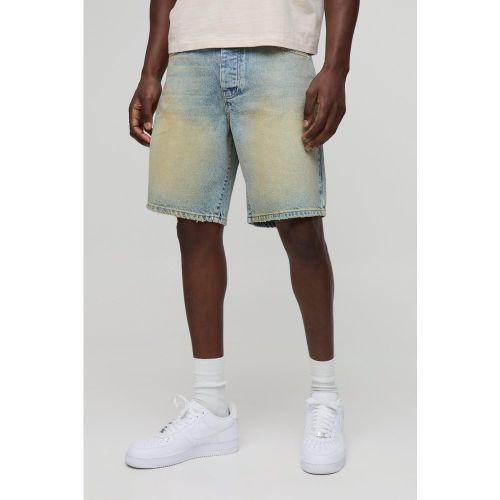 Short large en jean délavé à bords bruts - 28 - Boohooman - Modalova