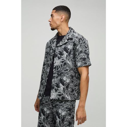 Oversized Revere Tapestry Shirt - XS - Boohooman - Modalova