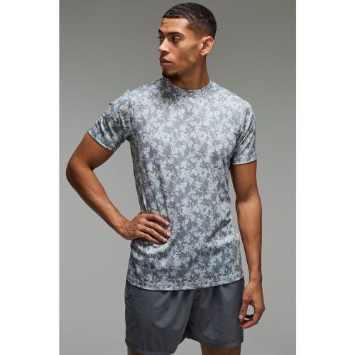 T-Shirt De Sport À Imprimé Camouflage - Man Active - L - boohoo - Modalova