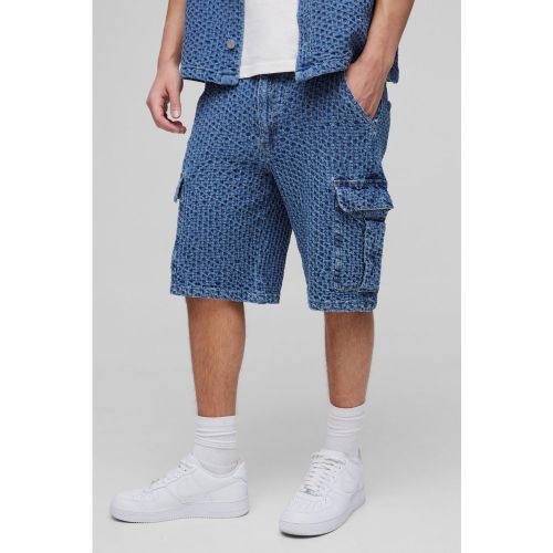 Short cargo large en jean texturé - 28 - Boohooman - Modalova