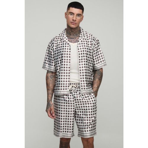Tall - Ensemble satiné oversize à manches courtes - 2XL - Boohooman - Modalova