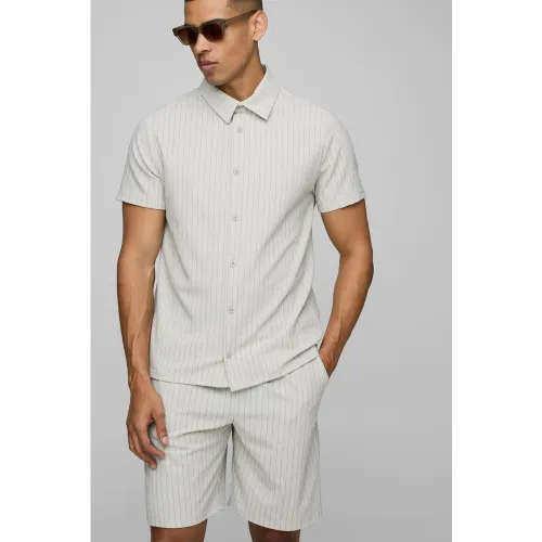 Ensemble avec chemise rayée fine et short - S - Boohooman - Modalova