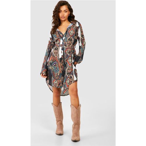 Robe Chemise À Imprimé Cachemire - 36 - boohoo - Modalova