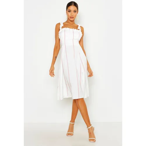 Robe Patineuse Rayée À Volants - 38 - boohoo - Modalova