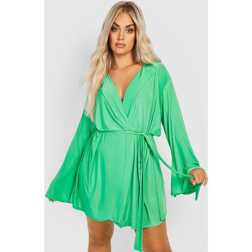 Grande Taille - Robe Portefeuille Soyeuse - 48 - boohoo - Modalova