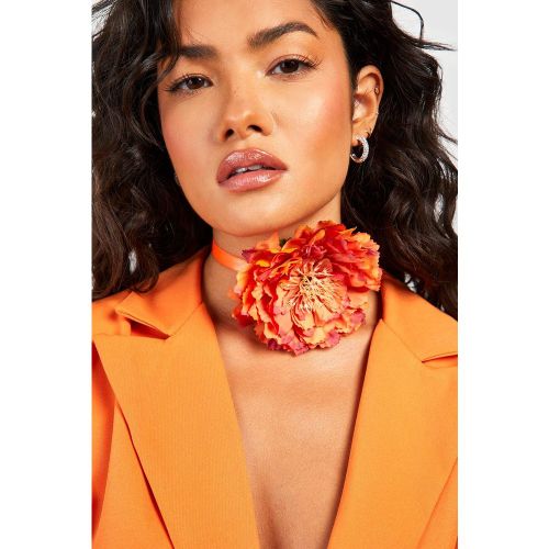 Collier Ras-Du-Cou Oversize À Fleur 3D - One Size - boohoo - Modalova