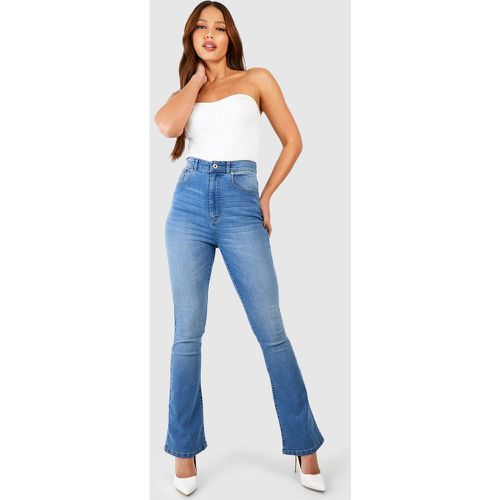 Tall" - Jean Flare Basique - 44 - boohoo - Modalova