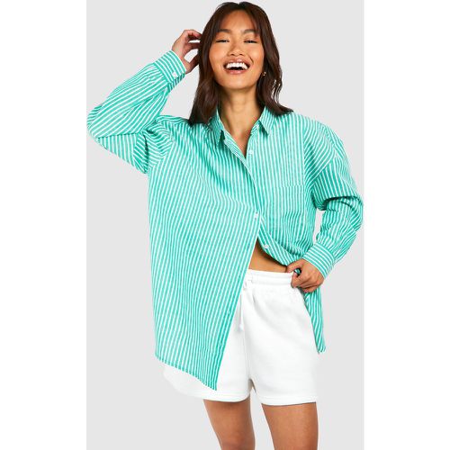 Oversized Pocket Fine Stripe Shirt - boohoo - Modalova