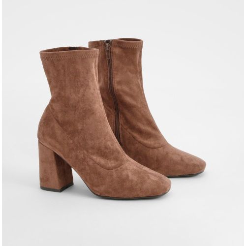Bottines Chaussetttes Pieds Larges À Bouts Carrés Et Talons Blocs - 39 - boohoo - Modalova