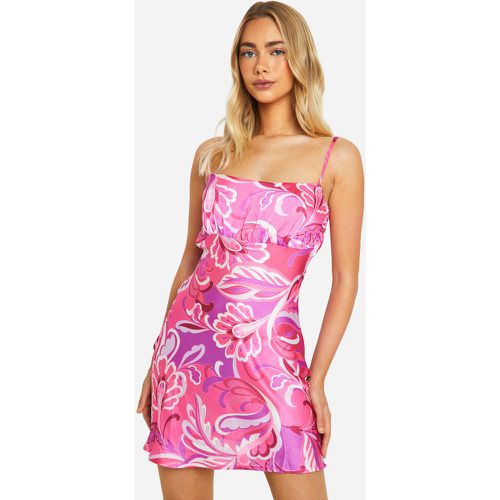 Robe Courte À Bretelles Et Motif Cachemire - 44 - boohoo - Modalova