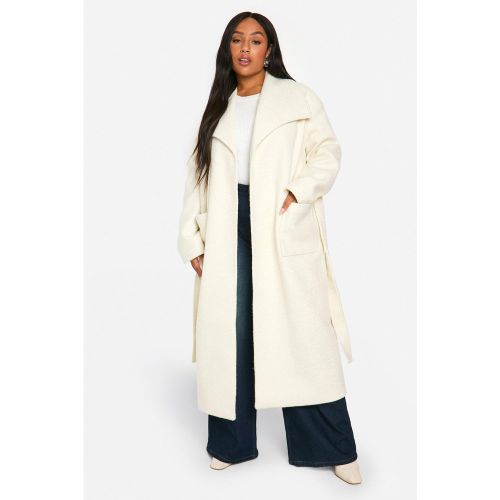 Grande Taille - Manteau Brossé À Ceinture - 56 - boohoo - Modalova