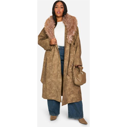 Grande Taille - Trench Enduit À Col En Fausse Fourrure - 48 - boohoo - Modalova