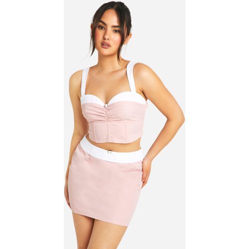 Crop Top À Bretelles Et Fleurs - 38 - boohoo - Modalova