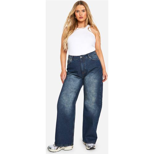 Grande Taille - Jean Large Délavé - 50 - boohoo - Modalova