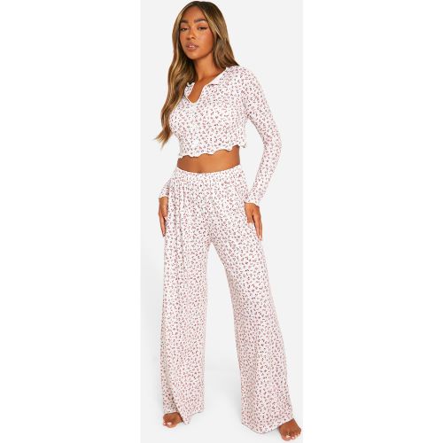 Ensemble De Pyjama À Fleurs Avec Top Et Pantalon - 40 - boohoo - Modalova