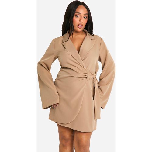 Grande Taille - Robe Blazer Nouée À Boucle - 48 - boohoo - Modalova