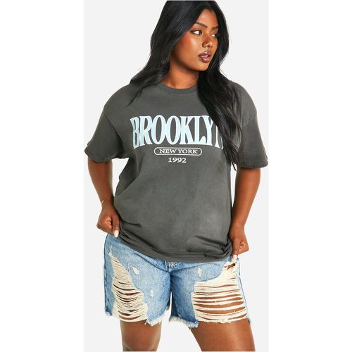 Plus" Brooklyn Oversized T-Shirt - boohoo - Modalova