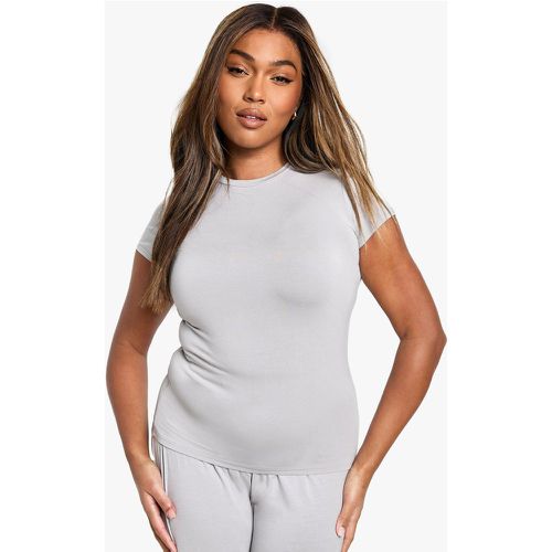 Grande Taille - T-Shirt Confort À Manches Courtes - 46 - boohoo - Modalova