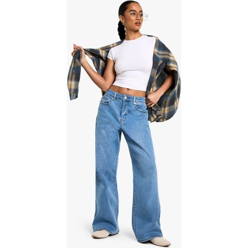Petite" - Jean Droit Large - 6/26L - boohoo - Modalova