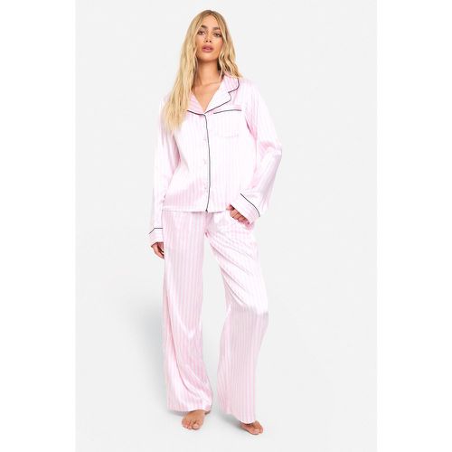 Ensemble De Pyjama Satiné À Rayures Avec Chemise Et Pantalon - 38 - boohoo - Modalova