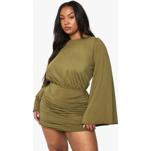 Grande Taille - Robe Courte Premium À Manches Chauve-Souris - 44 - boohoo - Modalova