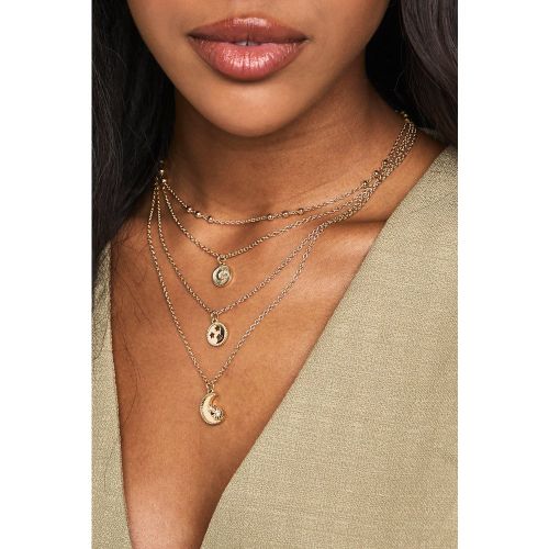 Collier À Chaînes Superposées Et Détails Célestes - One Size - boohoo - Modalova