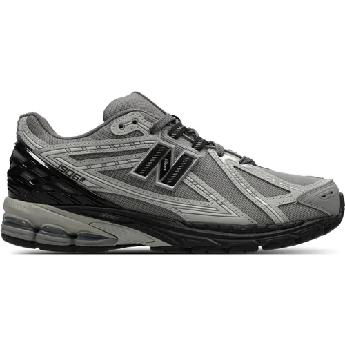 R Chaussures - Gris - Taille: 40 - Maille/synthétique - Foot Locker - New Balance - Modalova
