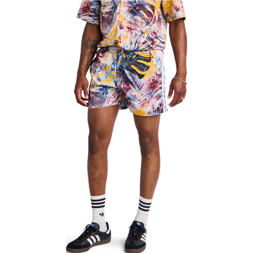 Adicolor 70s Monogram Short Shorts - Jaune - Taille: XS - Foot Locker - Adidas - Modalova