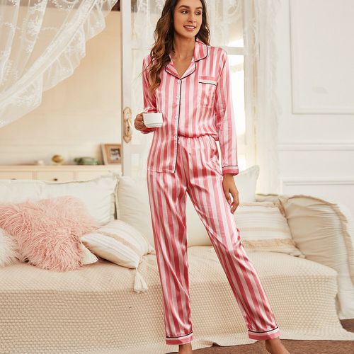 Ensemble de pyjama en satin avec rayures - SHEIN - Modalova