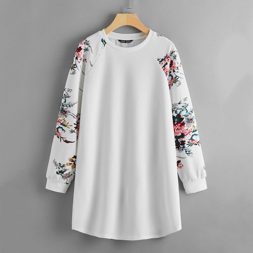 Robe t-shirt avec imprimé fleur - SHEIN - Modalova