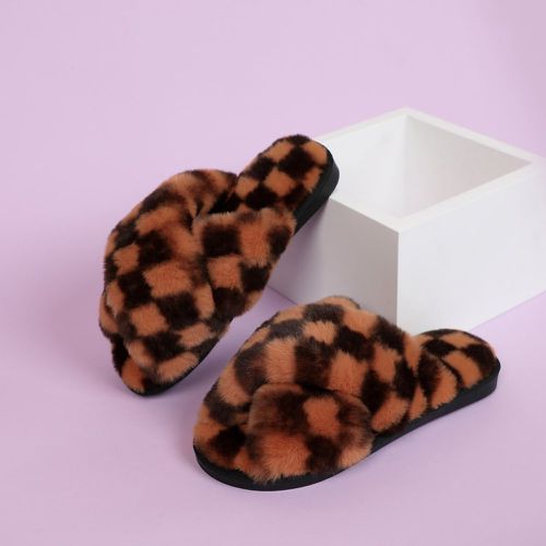 Pantoufles de chambre en tissu duveteux - SHEIN - Modalova
